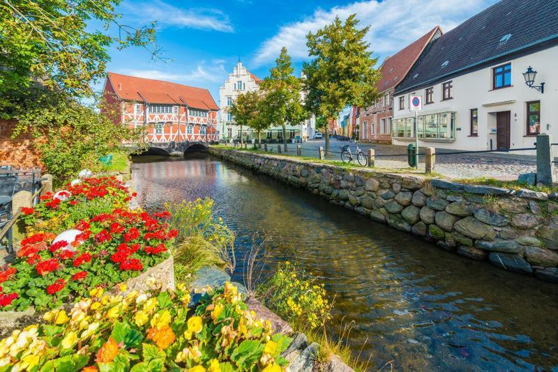 Ferienwohnungen Im Gewoelbe Wißmar エクステリア 写真